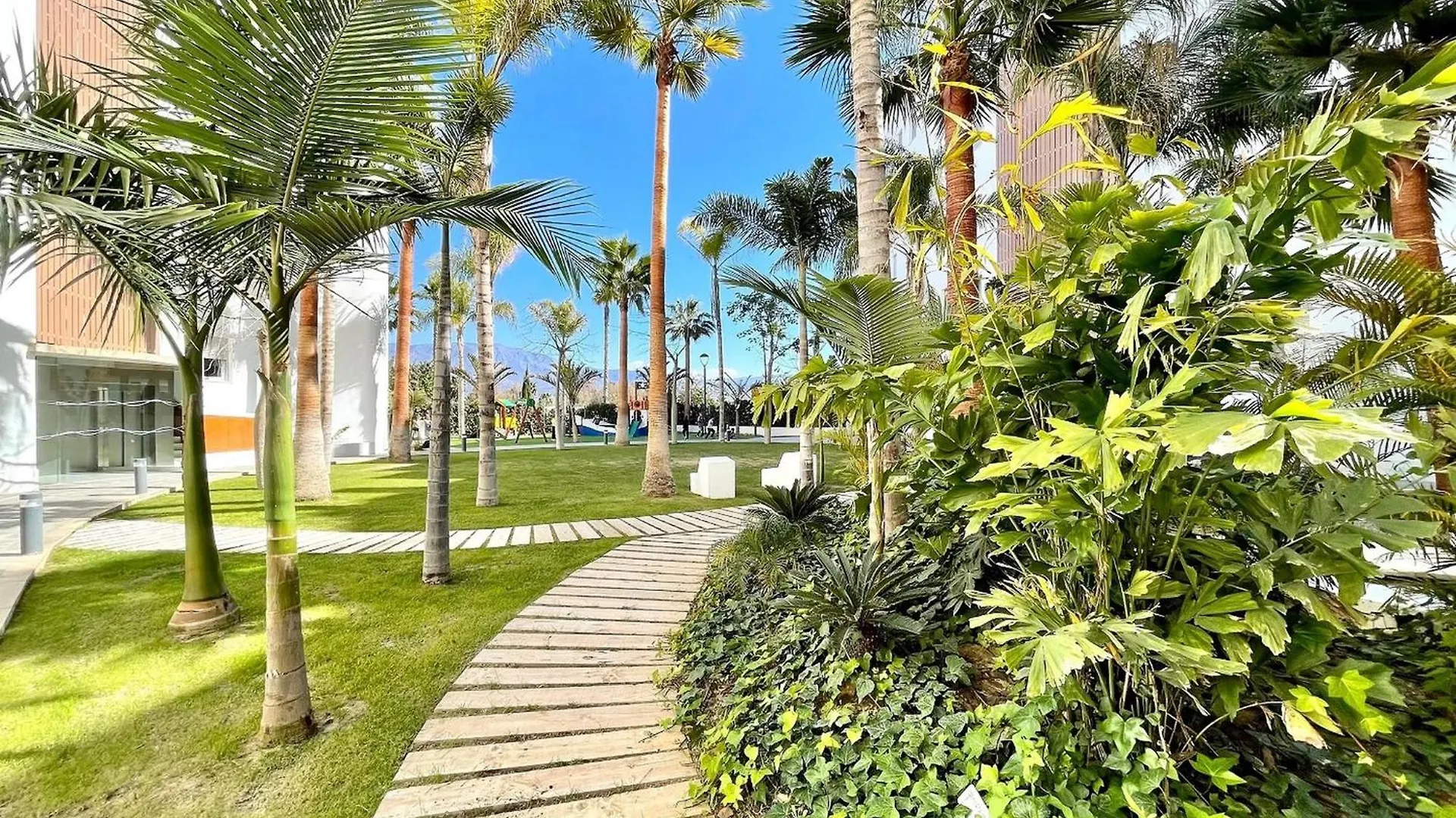 Belvilla By Oyo Playa Granada Beach & Golf 13, Cleaning Included Motril